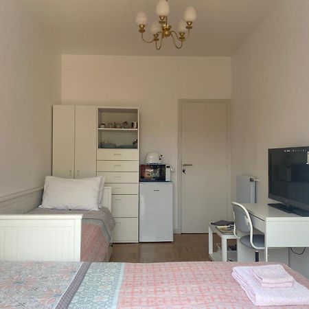 Mirela'S Private Room With Key, Ac, Lift & Balcony In The Center Of Nice On The Cote D'Azur Zewnętrze zdjęcie