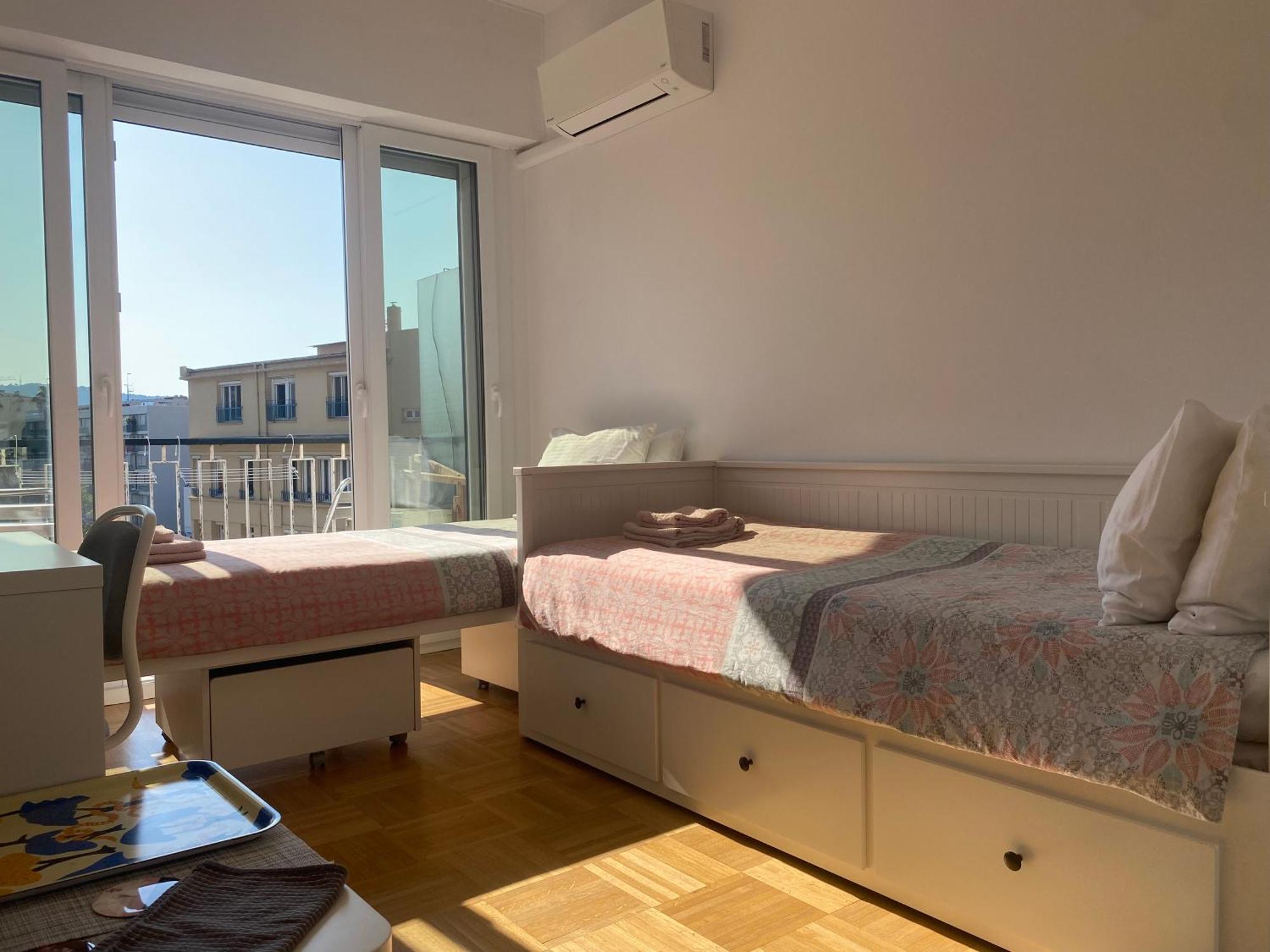 Mirela'S Private Room With Key, Ac, Lift & Balcony In The Center Of Nice On The Cote D'Azur Zewnętrze zdjęcie