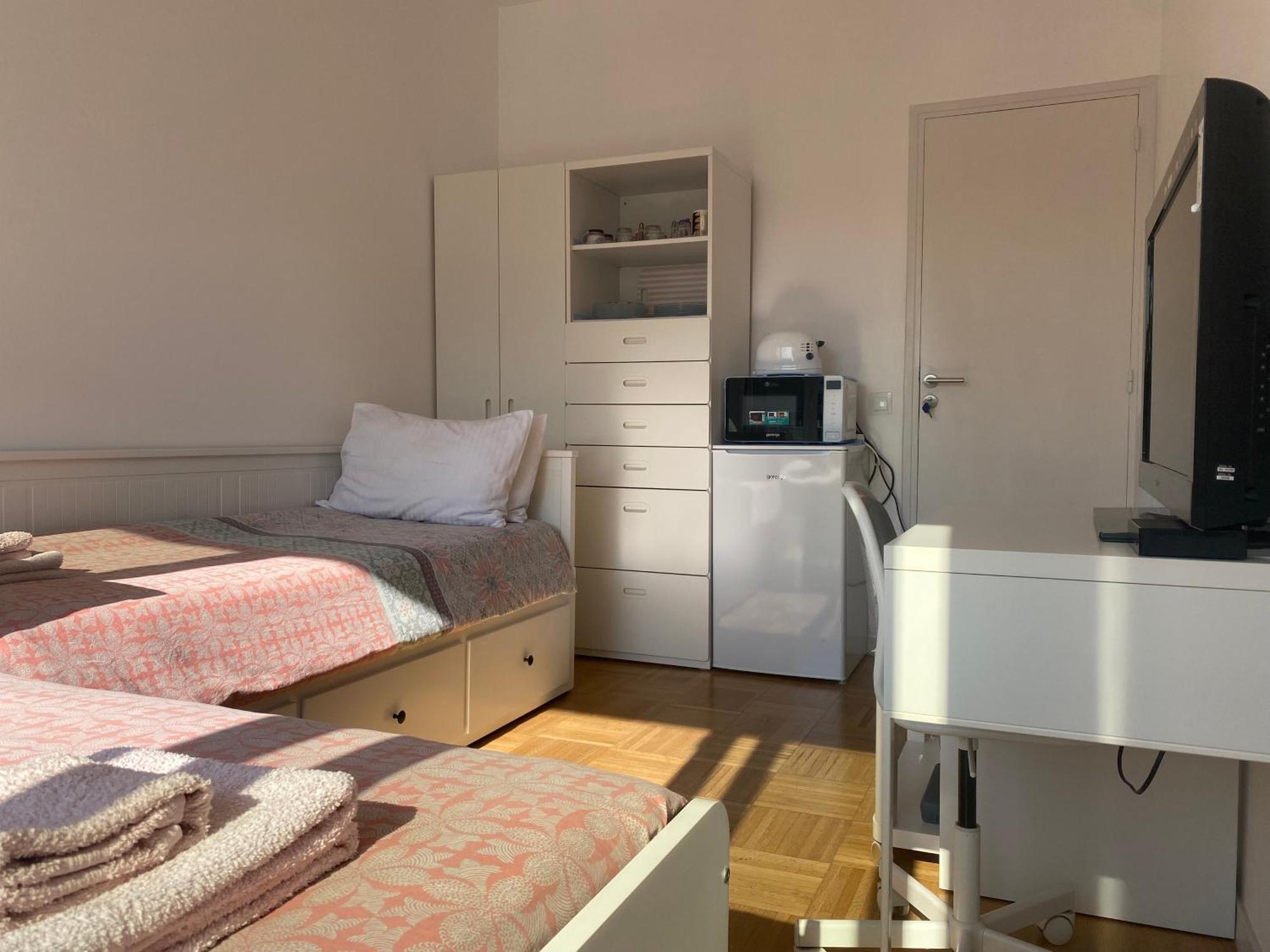 Mirela'S Private Room With Key, Ac, Lift & Balcony In The Center Of Nice On The Cote D'Azur Zewnętrze zdjęcie