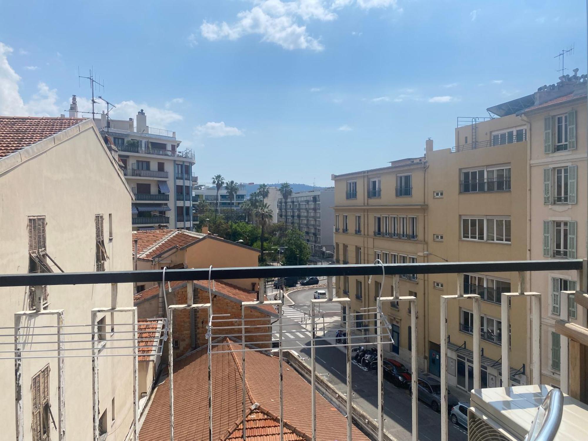 Mirela'S Private Room With Key, Ac, Lift & Balcony In The Center Of Nice On The Cote D'Azur Zewnętrze zdjęcie